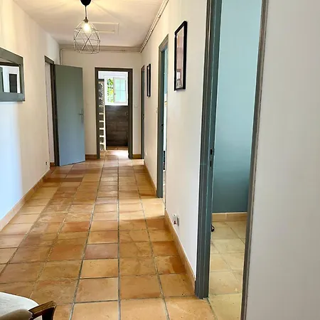 Louis - Calme Et Spacieuse Avec Vue Villa *