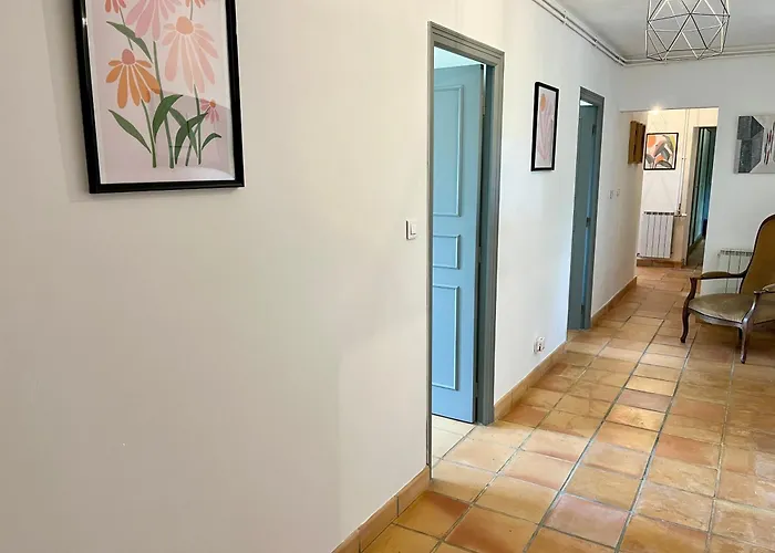 Louis - Calme Et Spacieuse Avec Vue *